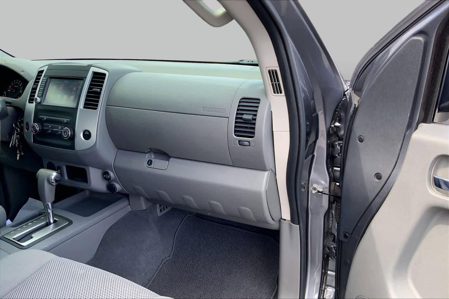 Used 2019 Nissan Frontier SV RWD image 18