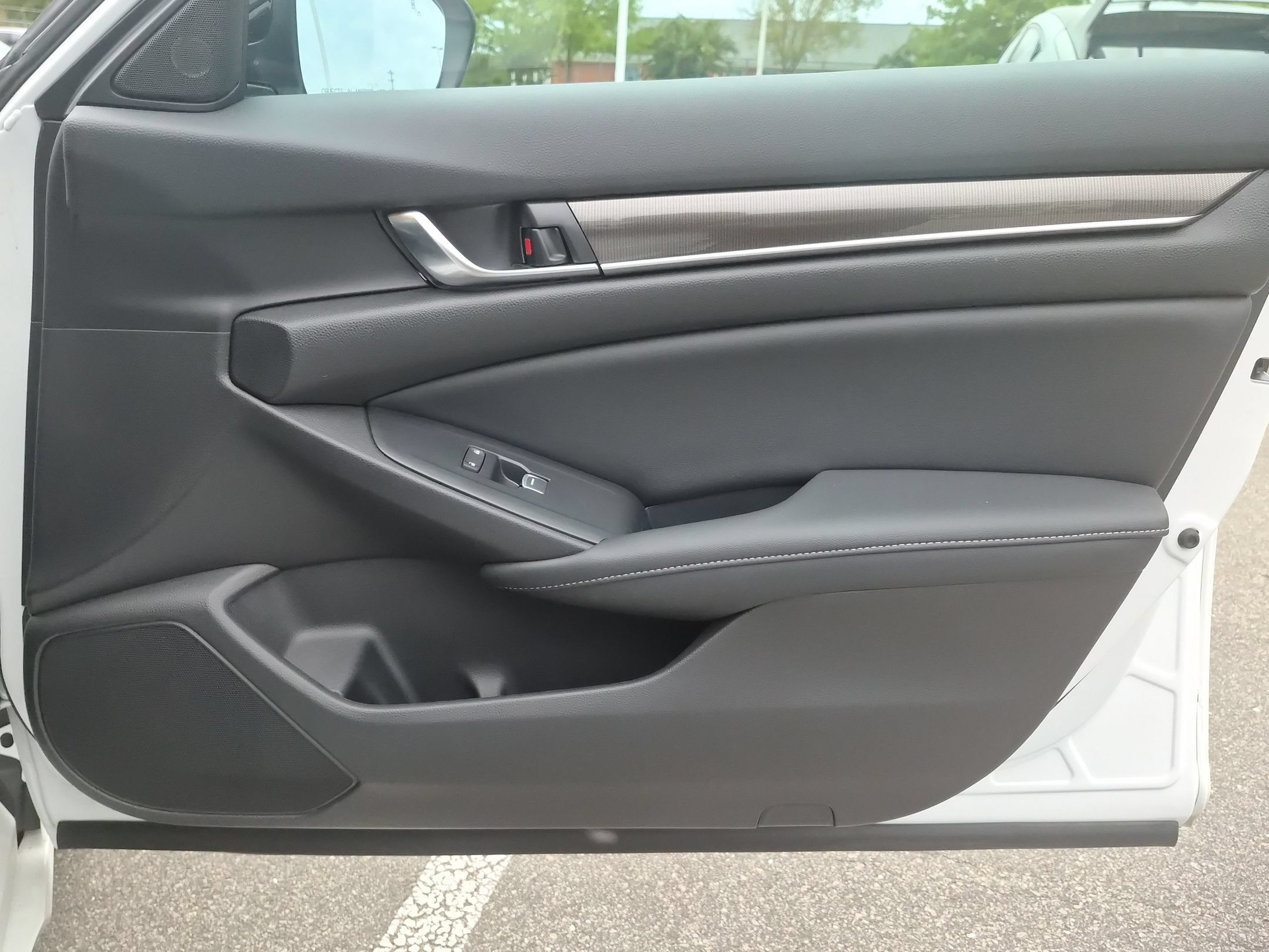 Used 2022 Honda Accord Sport image 34