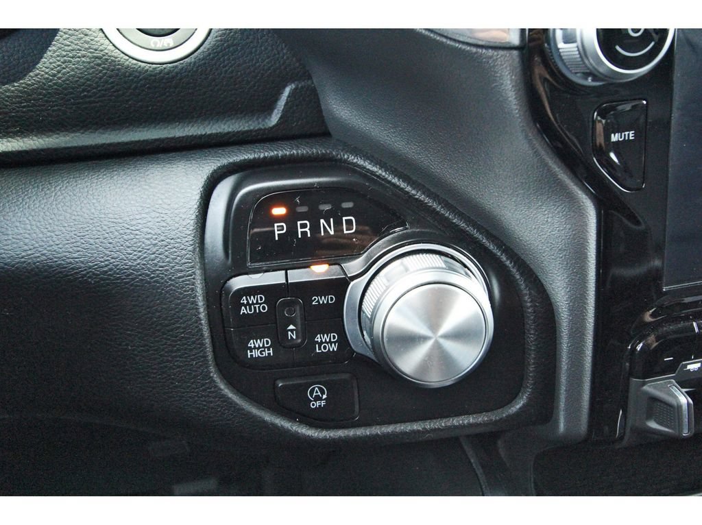 Used 2023 RAM 1500 Laramie AWD/4WD image 23