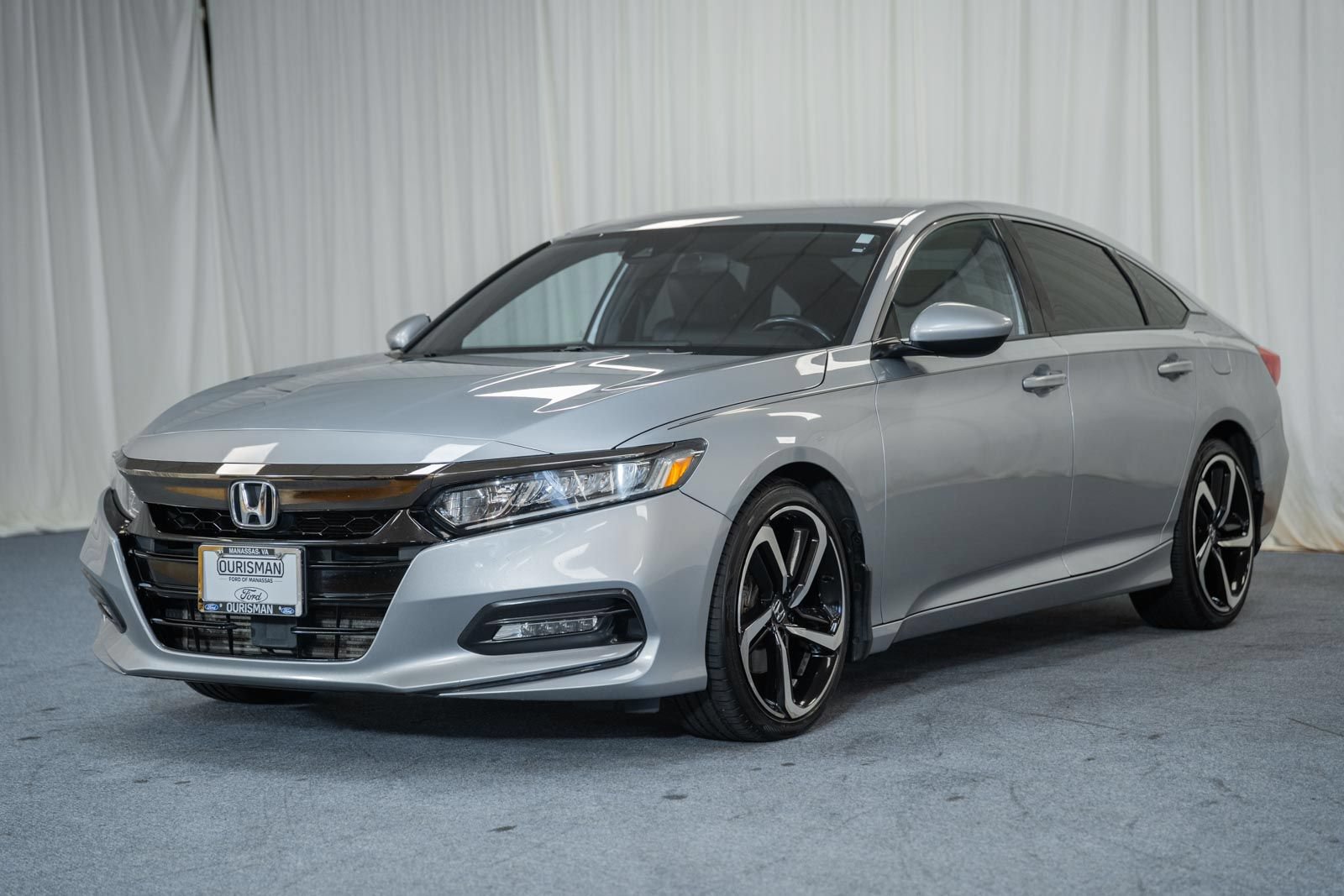 Used 2020 Honda Accord Sport image 3