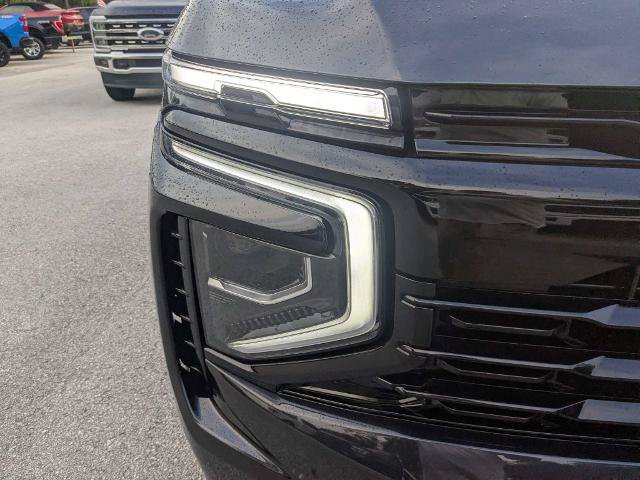 Used 2025 Chevrolet Suburban RST w/ Comfort Package AWD/4WD image 10