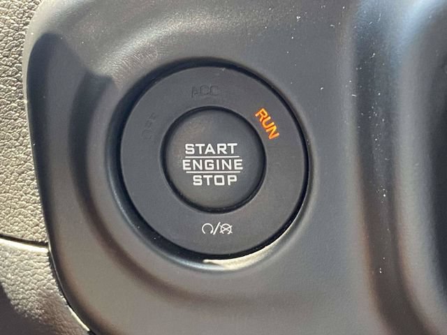Used 2020 Jeep Wrangler Sport AWD/4WD image 32