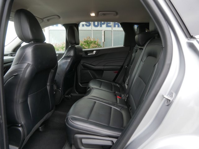 Certified 2023 Ford Escape Platinum AWD/4WD image 19