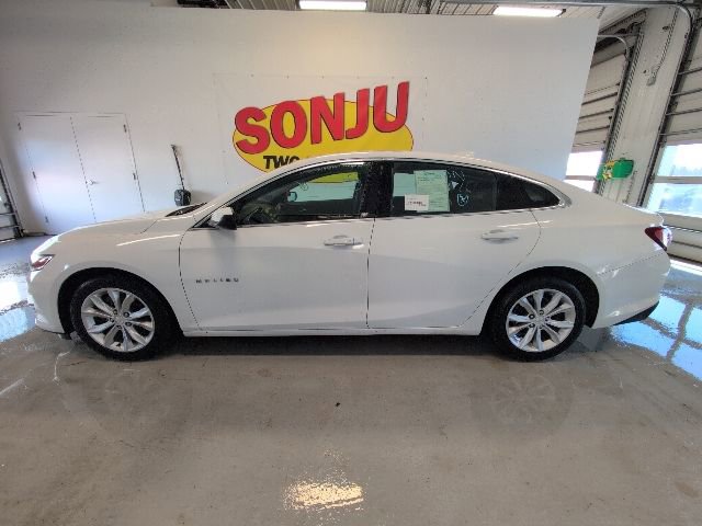 Certified 2022 Chevrolet Malibu LT FWD image 2