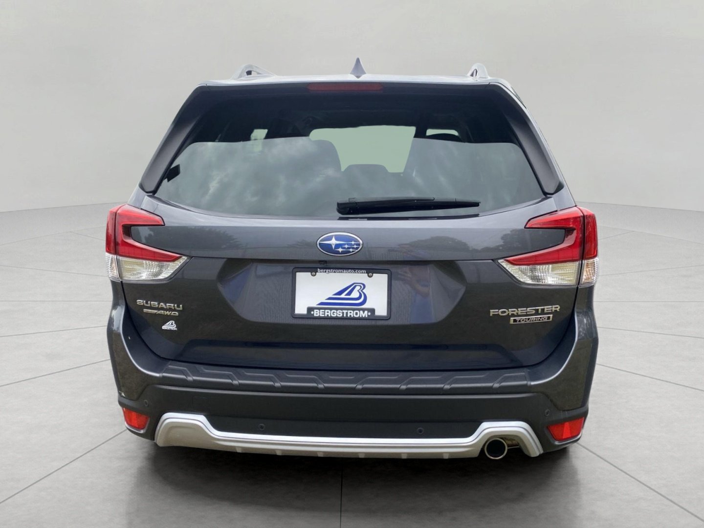 Used 2023 Subaru Forester Touring w/ Popular Package #2 AWD/4WD image 7
