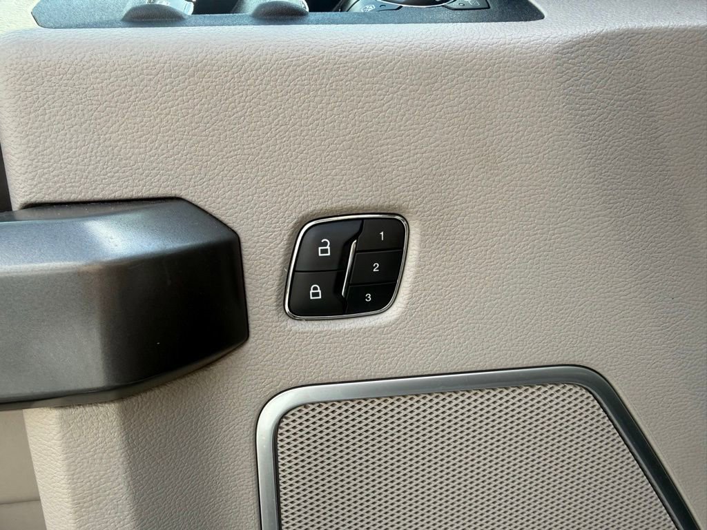 Certified 2019 Ford F150 Limited AWD/4WD image 15