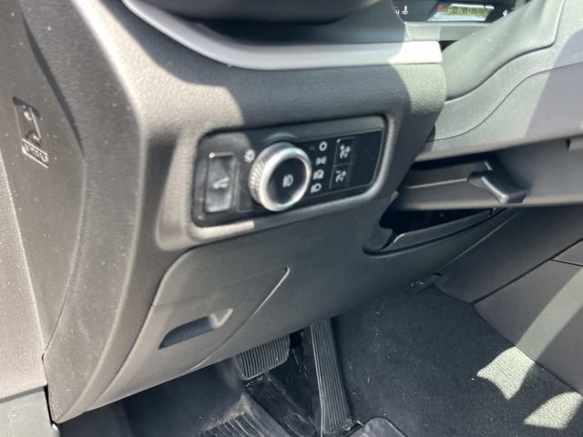 Certified 2023 Ford Explorer XLT w/ Equipment Group 202A AWD/4WD image 31