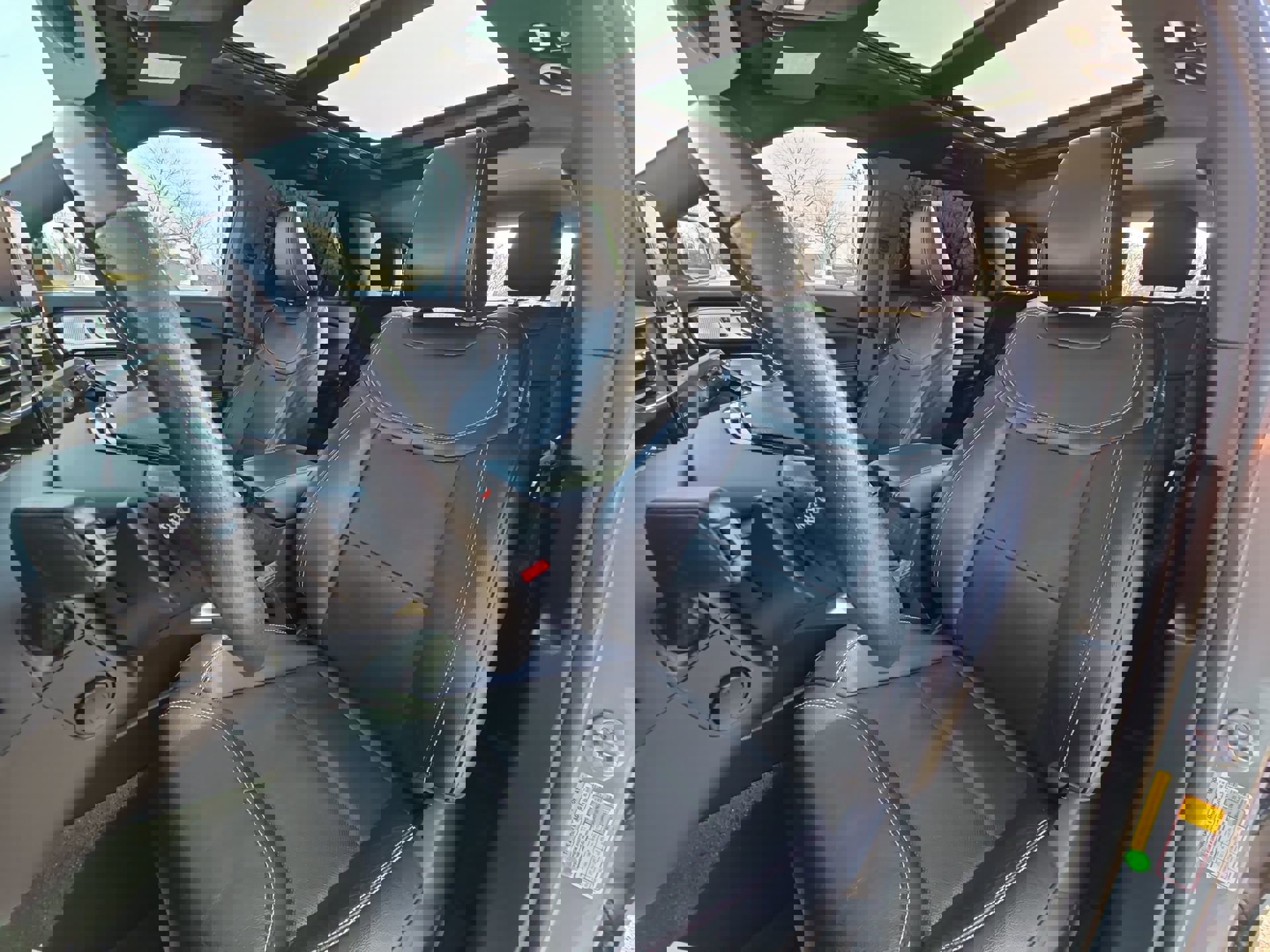 Certified 2022 Ford Explorer ST w/ Equipment Group 401A image 11