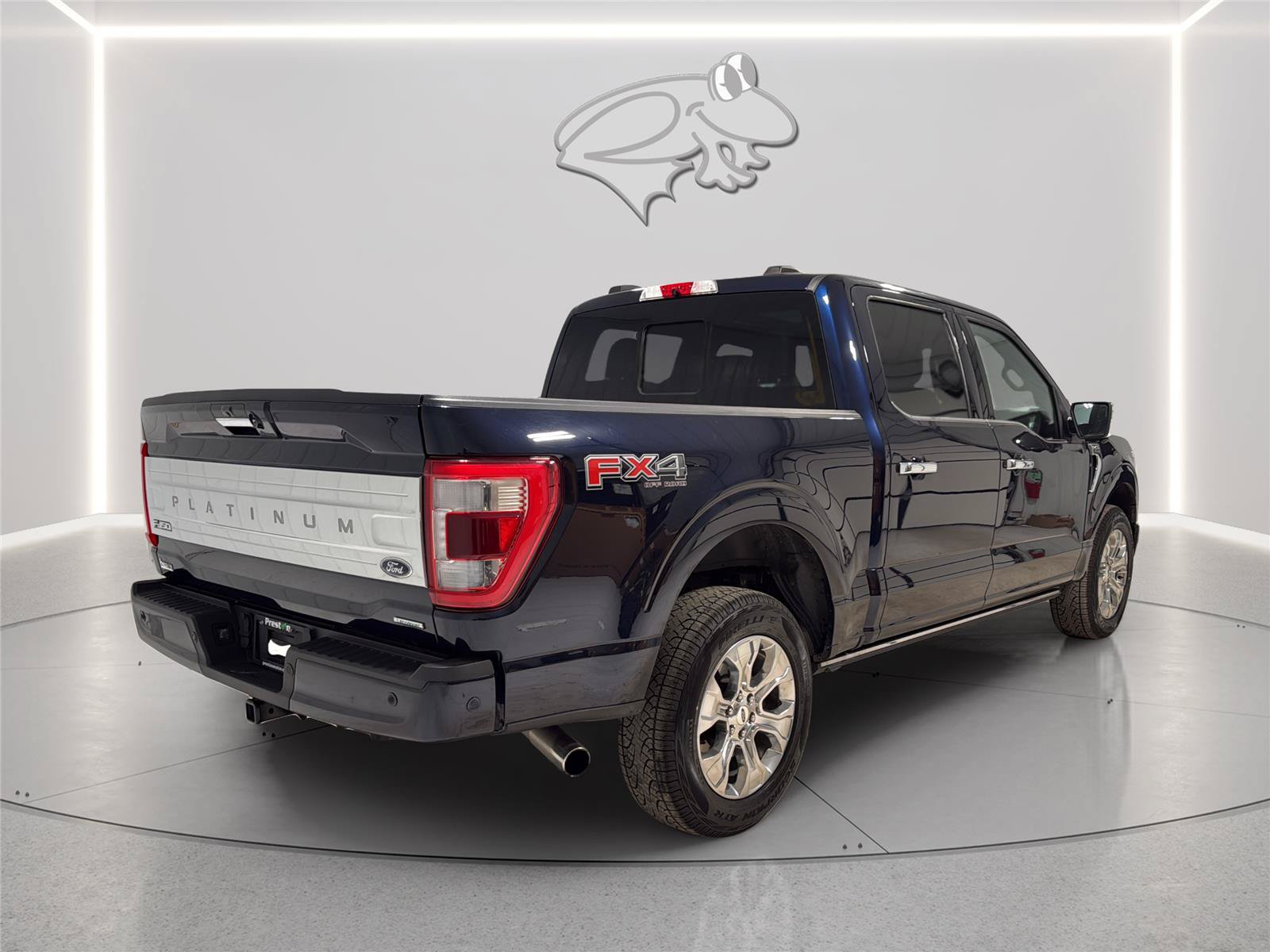 Certified 2022 Ford F150 Platinum w/ Equipment Group 701A High AWD/4WD image 5