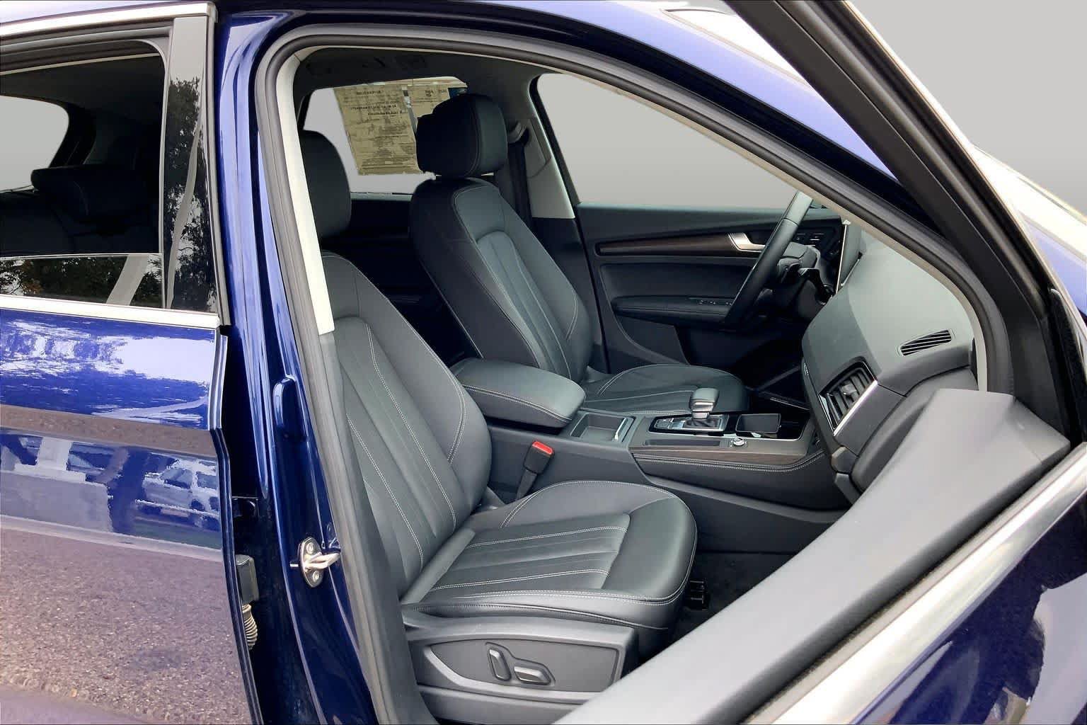 Used 2022 Audi Q5 2.0T Premium Plus w/ Premium Plus Package AWD/4WD image 9