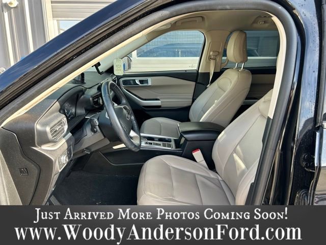 Certified 2022 Ford Explorer XLT w/ Equipment Group 202A image 10