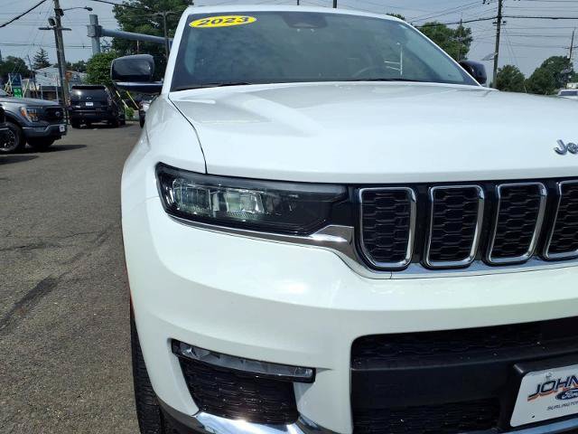 Used 2023 Jeep Grand Cherokee L Limited AWD/4WD image 9