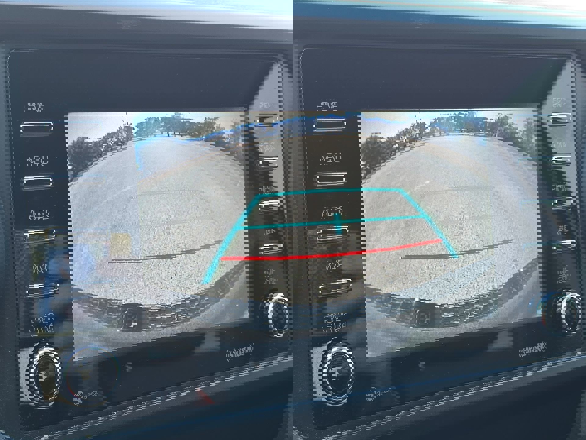 Used 2021 Toyota Tacoma SR w/ SR Convenience Package image 17