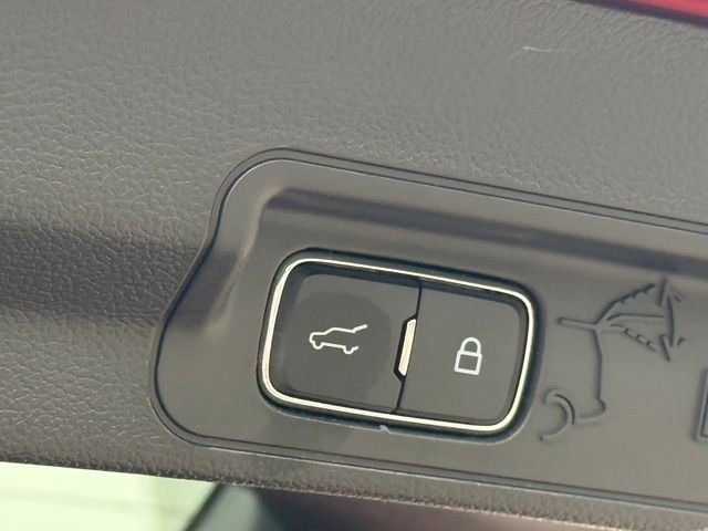 Certified 2023 Ford Explorer XLT w/ Equipment Group 202A image 30