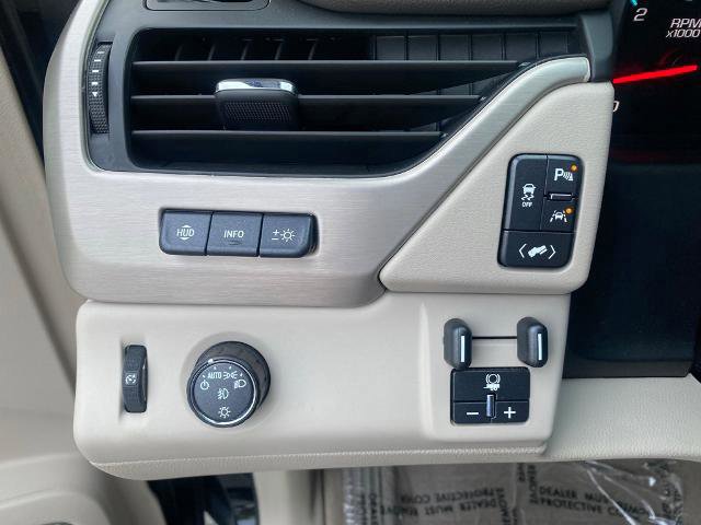 Used 2020 GMC Yukon Denali w/ Open Road Package image 18