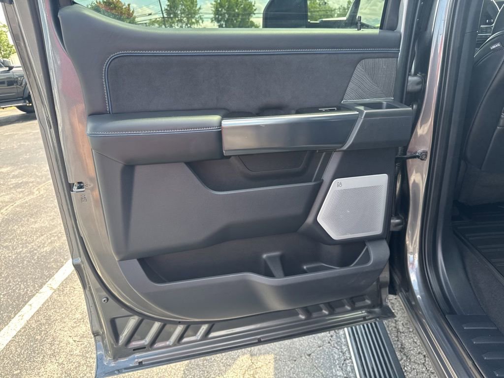 Certified 2025 Ford F350 Platinum AWD/4WD image 39