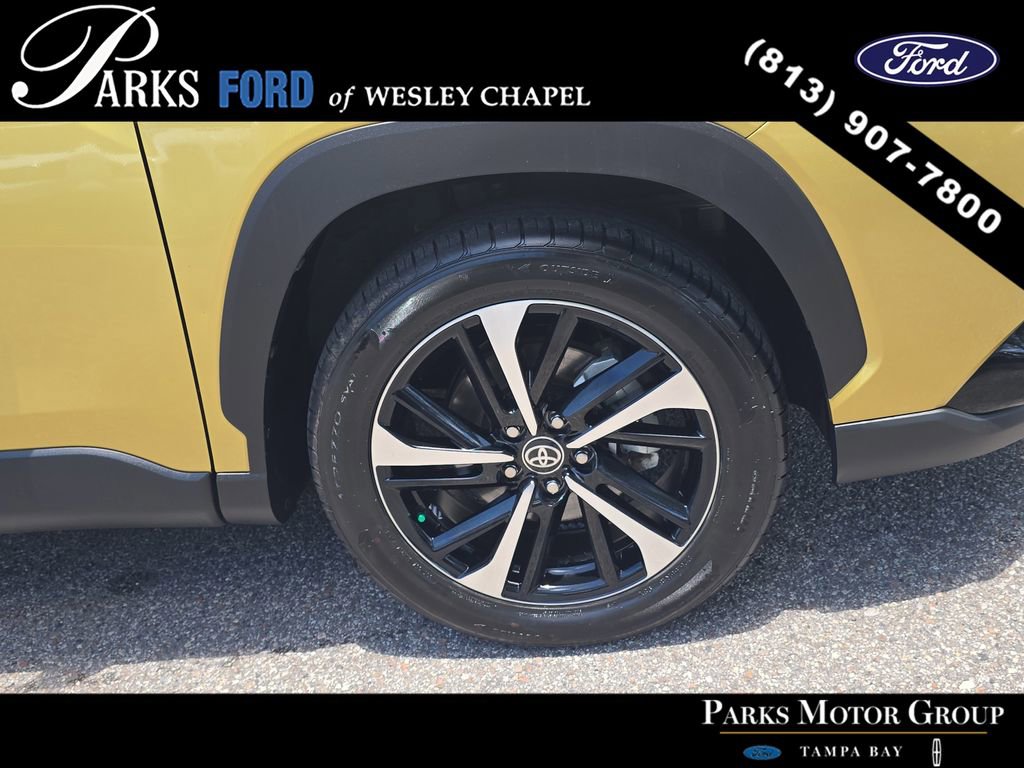 Used 2023 Toyota Corolla Cross AWD Hybrid w/ Convenience Package image 33
