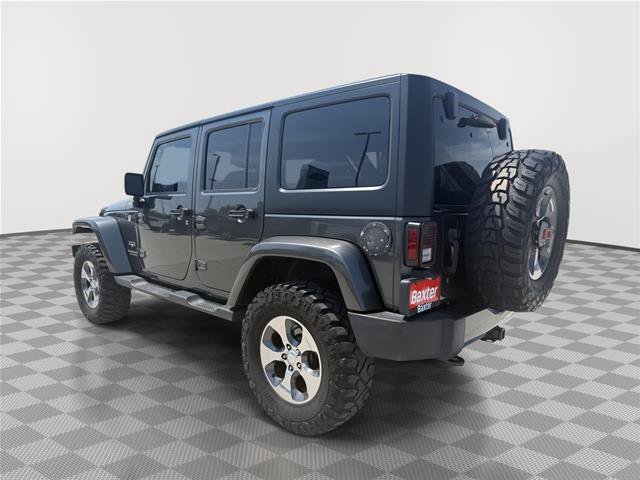 Used 2017 Jeep Wrangler Unlimited Sahara w/ Max Tow Package AWD/4WD image 3