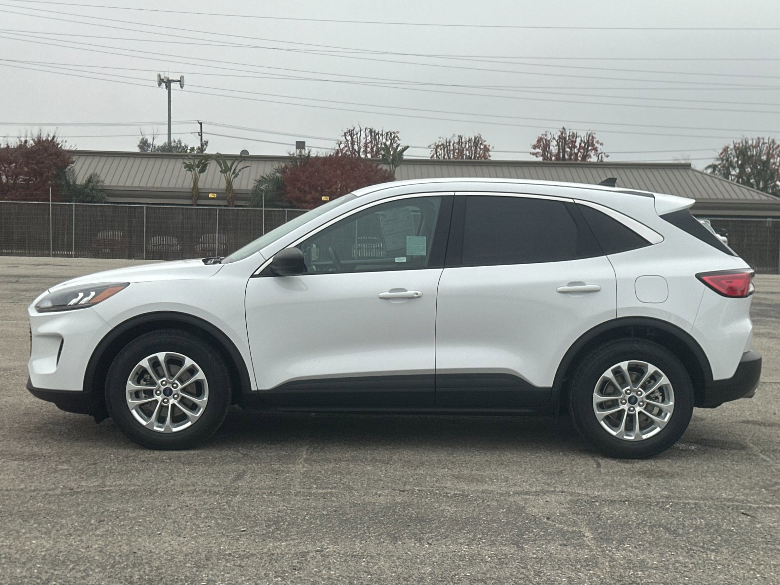 Certified 2022 Ford Escape SE image 8