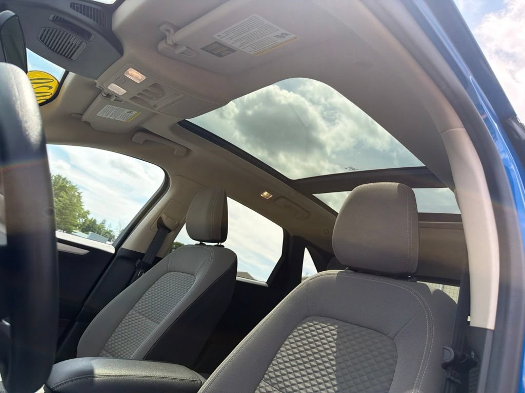 Certified 2020 Ford Escape SE FWD image 12