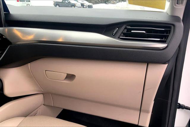 Certified 2021 Ford Escape Titanium image 18