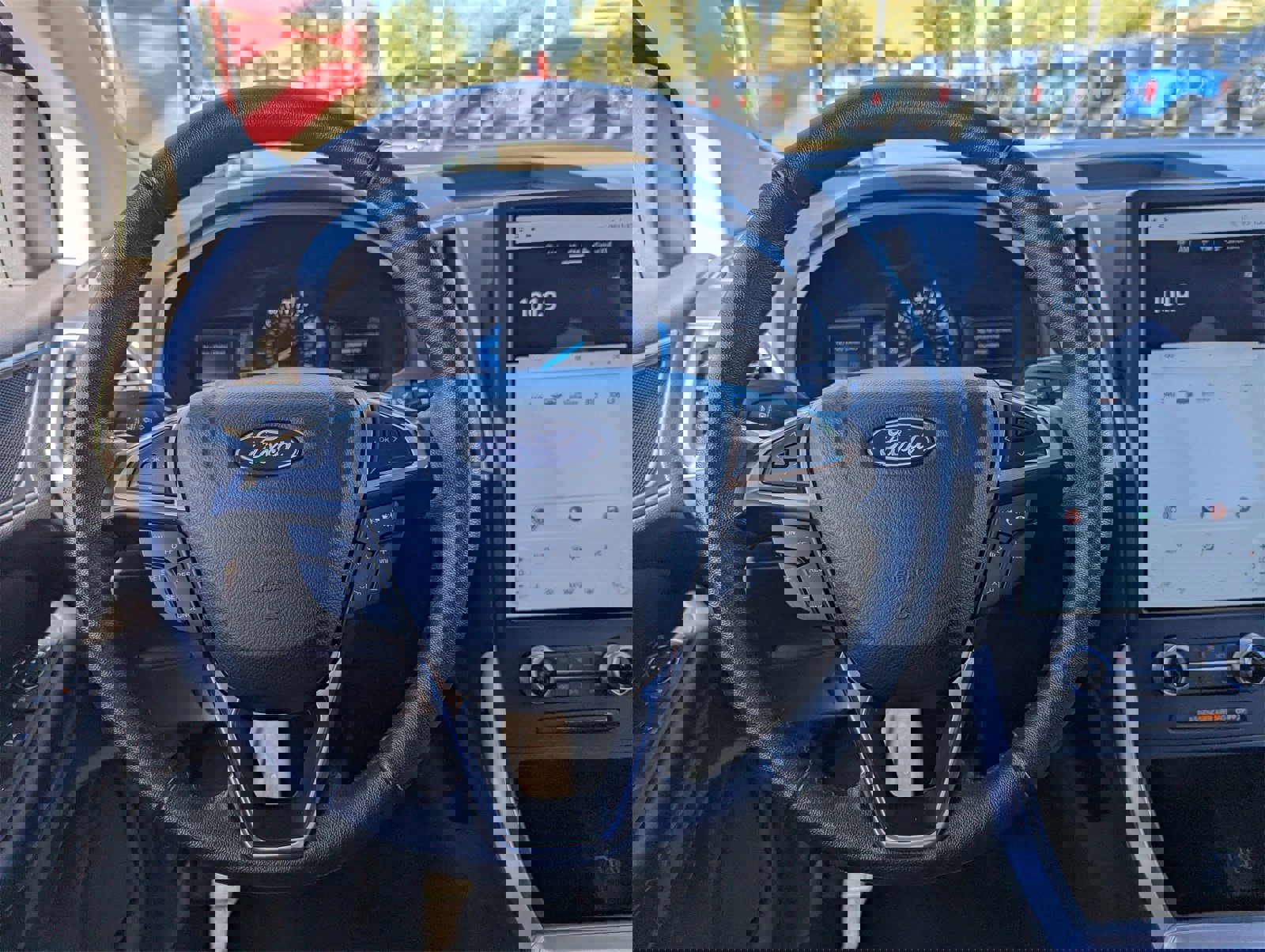 Certified 2024 Ford Edge SEL image 19