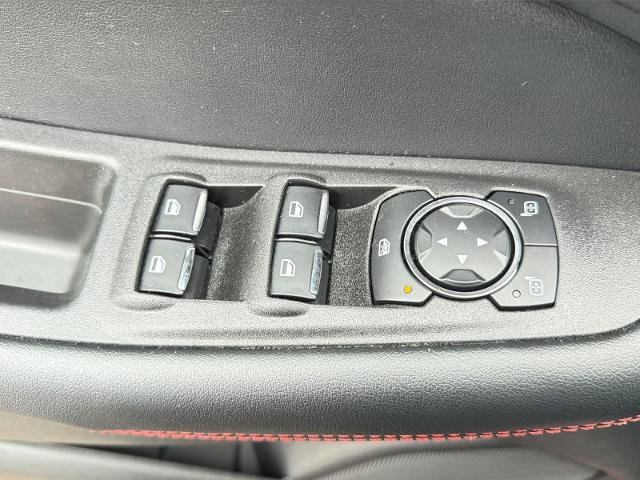 Certified 2024 Ford Edge ST-Line AWD/4WD image 17