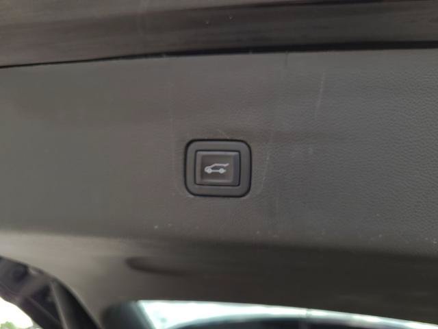 Used 2023 Chevrolet Traverse LT FWD image 15