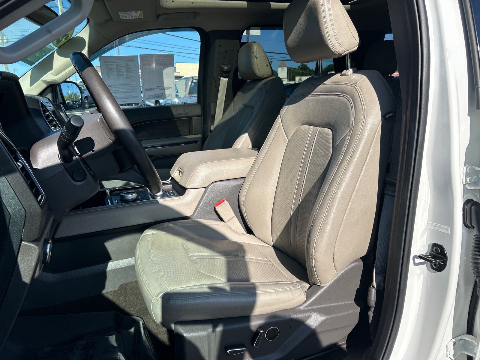 Certified 2021 Ford Expedition Limited AWD/4WD image 8