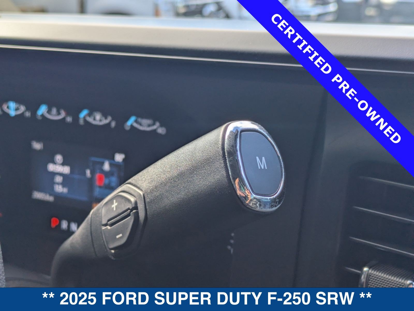 Certified 2025 Ford F250 XLT w/ FX4 Off-Road Package AWD/4WD image 33