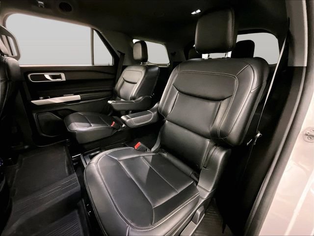 Certified 2021 Ford Explorer XLT w/ Equipment Group 202A AWD/4WD image 25