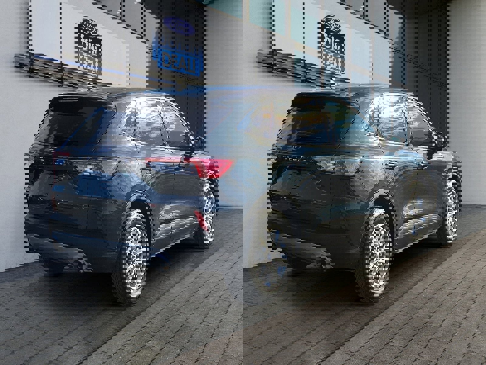 Certified 2022 Ford Escape SE w/ Convenience Package image 5