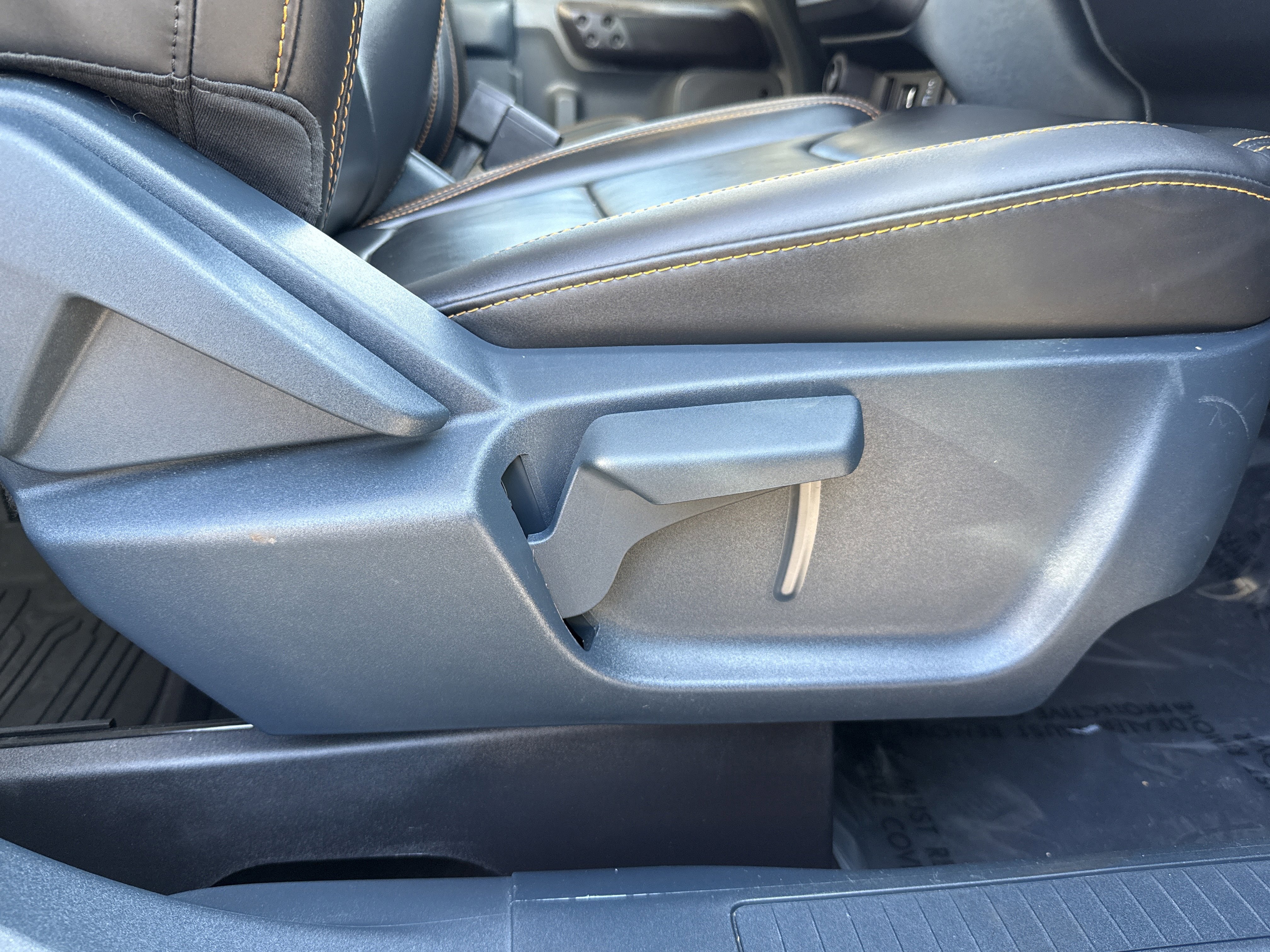 Certified 2023 Ford Maverick Tremor w/ Tremor Off-Road Package image 29