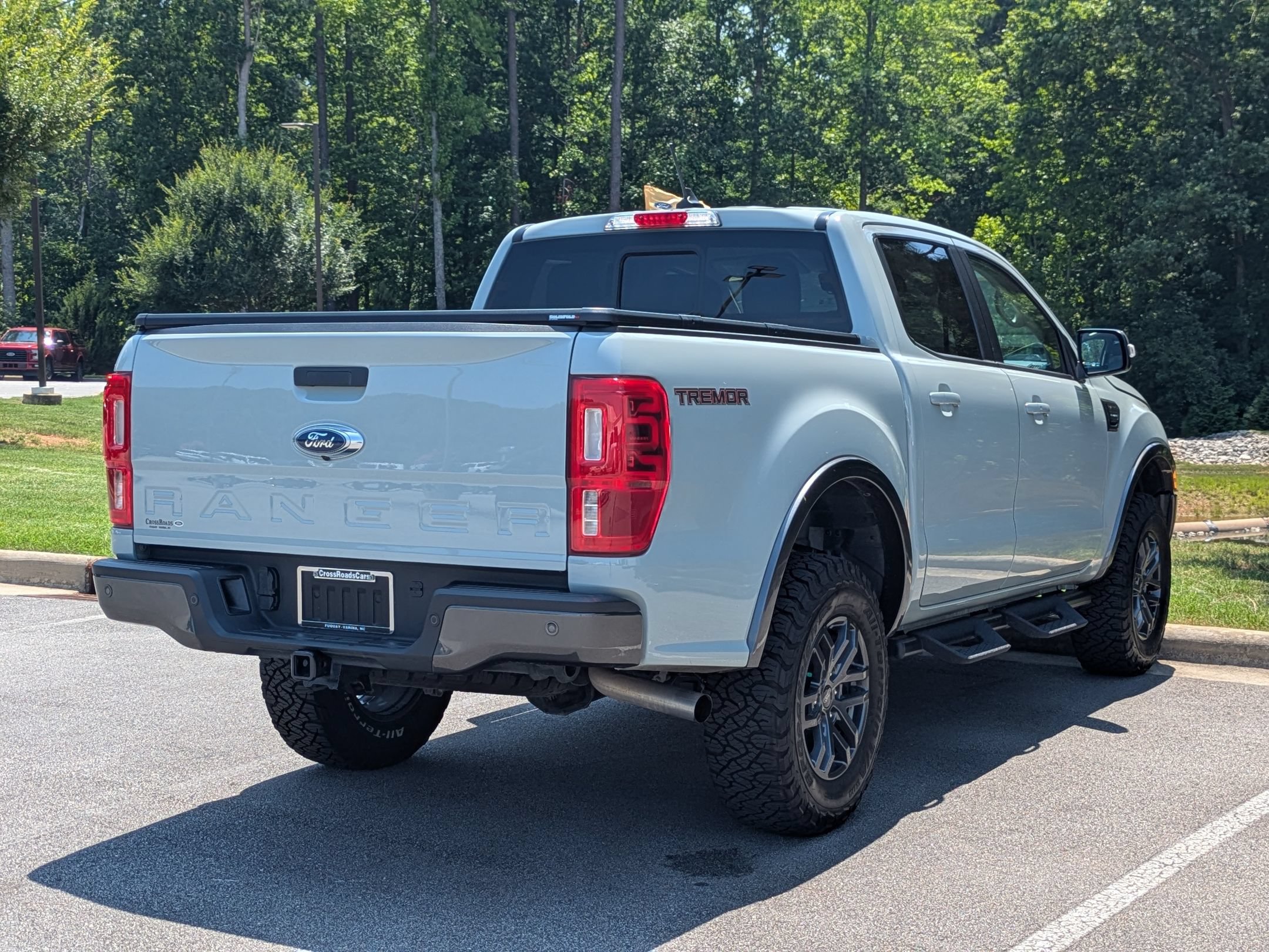 Certified 2023 Ford Ranger Lariat w/ Tremor Off-Road Package AWD/4WD image 3