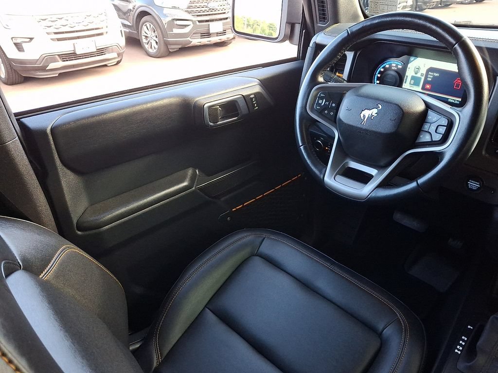Certified 2024 Ford Bronco Badlands AWD/4WD image 14