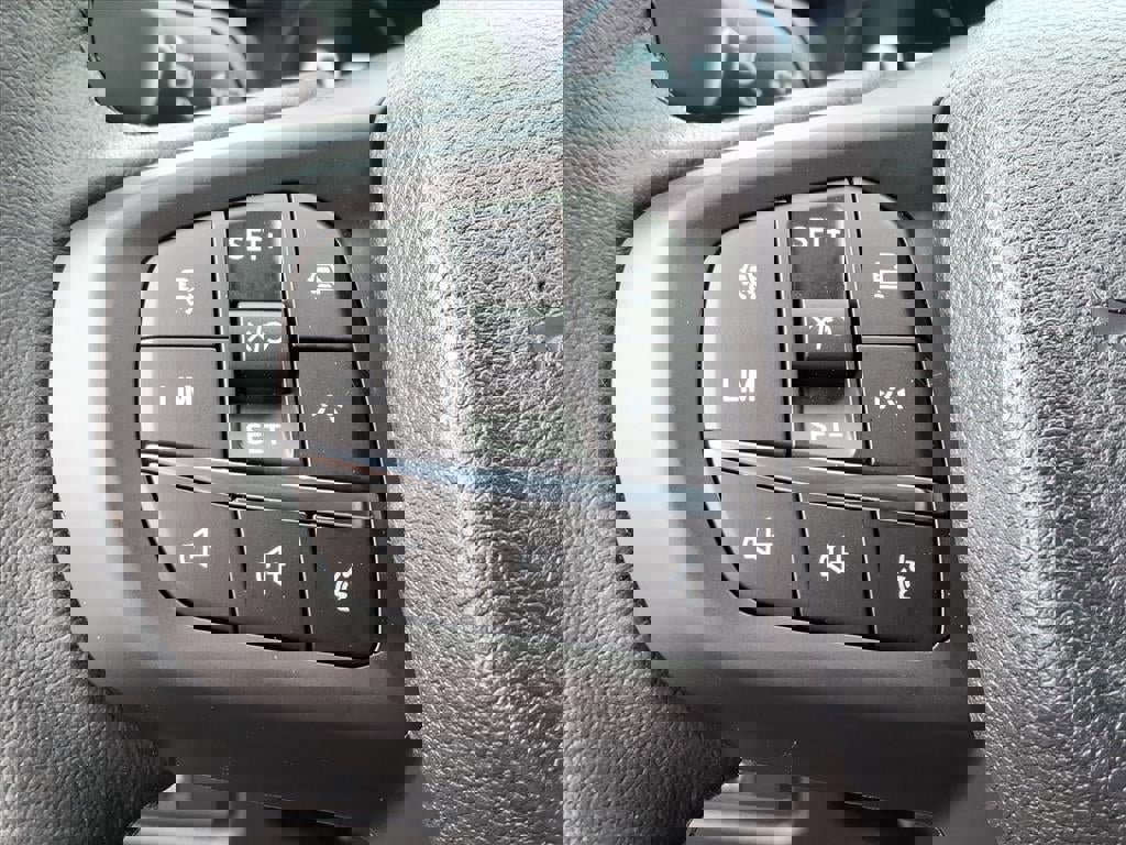 Certified 2025 Ford Ranger Lariat w/ Convenience Package image 24