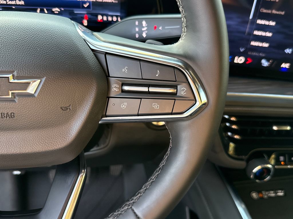 Used 2025 Chevrolet Tahoe Z71 w/ Comfort Package image 18