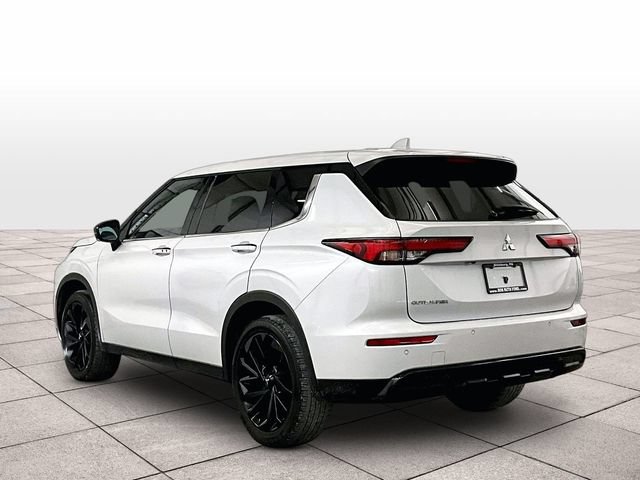 Used 2023 Mitsubishi Outlander SE Black Edition AWD/4WD image 10