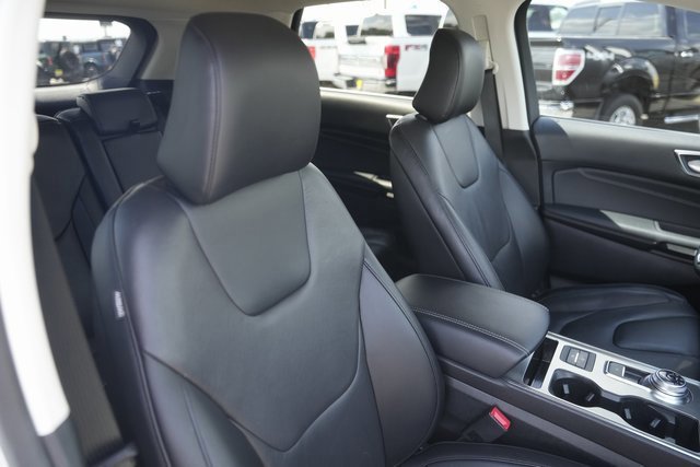 Certified 2022 Ford Edge Titanium image 19