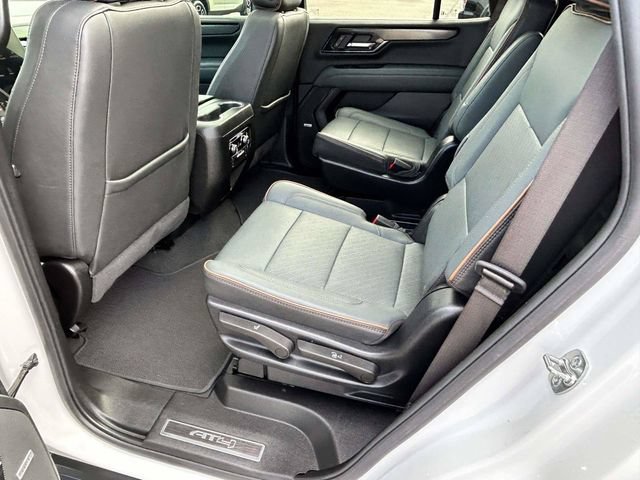 Used 2025 GMC Yukon AT4 w/ AT4 Premium Package AWD/4WD image 24