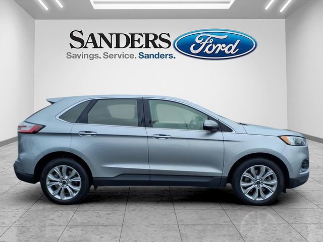 Certified 2024 Ford Edge Titanium image 2