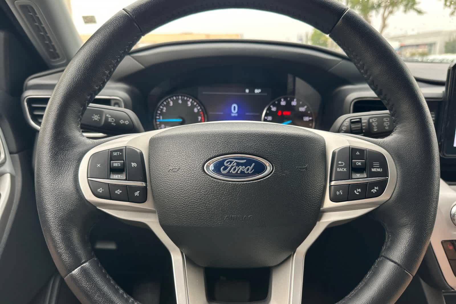 Certified 2023 Ford Explorer XLT w/ Equipment Group 202A AWD/4WD image 24