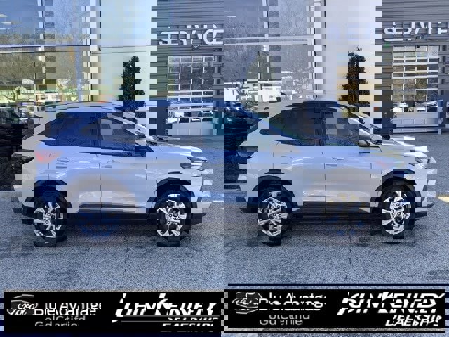 Certified 2025 Ford Escape Active w/ Cold Weather Package image 6