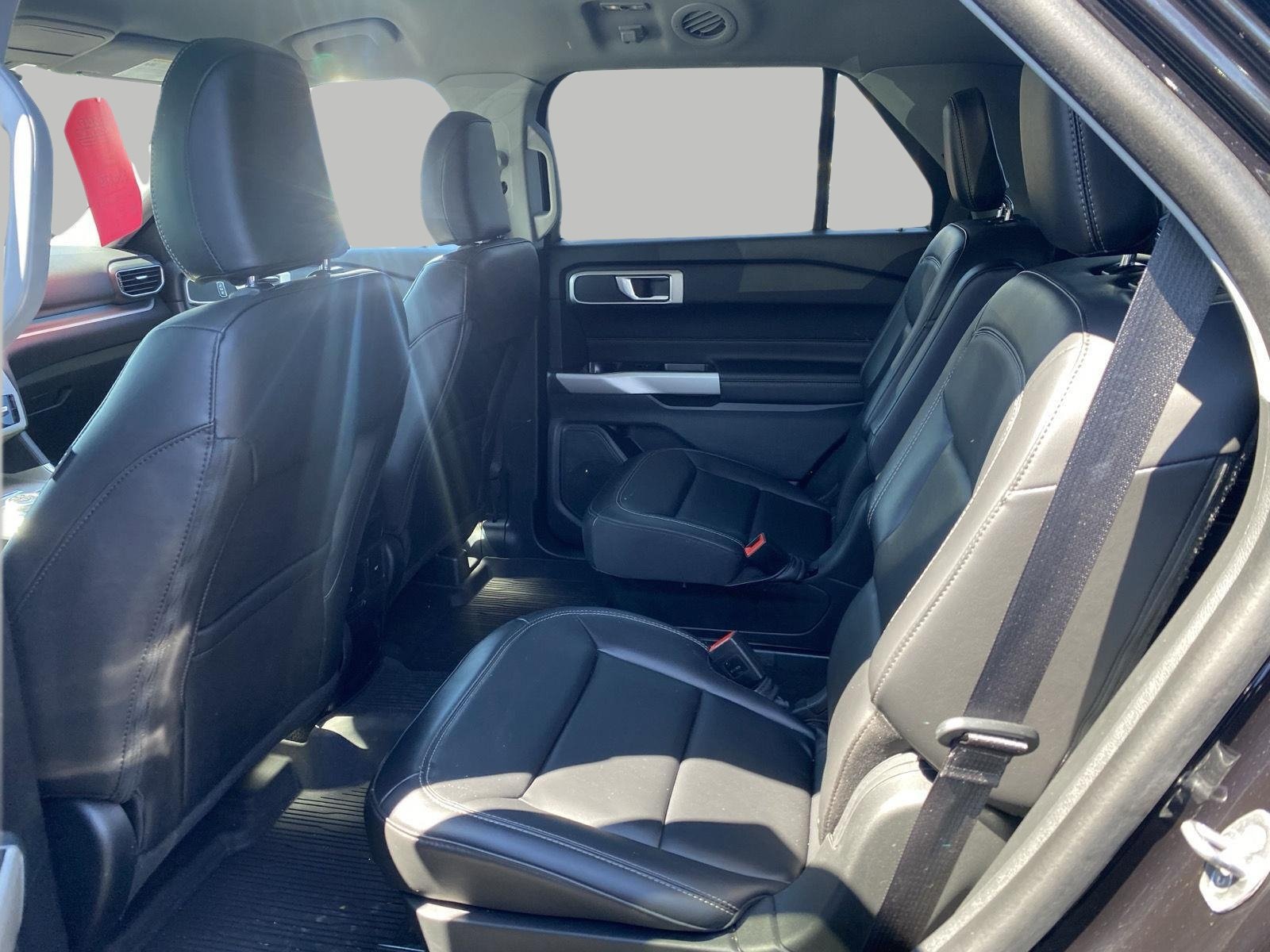Certified 2024 Ford Explorer XLT w/ Equipment Group 202A AWD/4WD image 20