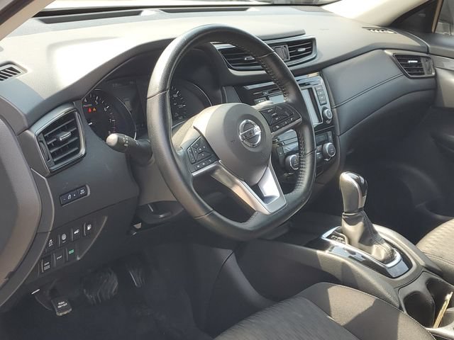 Used 2020 Nissan Rogue SV AWD/4WD image 15