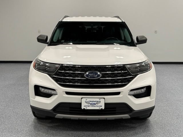 Certified 2023 Ford Explorer XLT w/ Equipment Group 202A RWD image 4