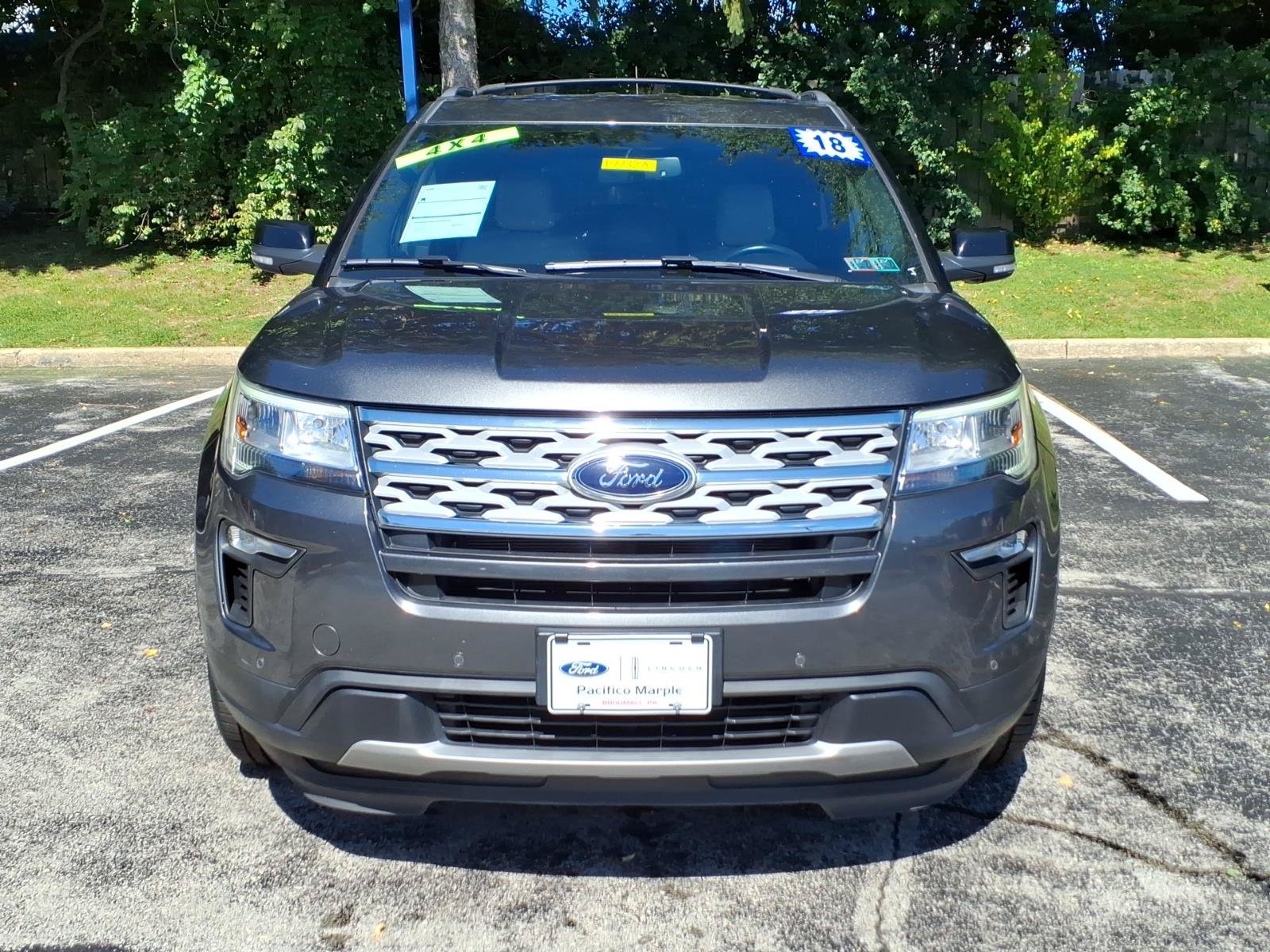 Certified 2018 Ford Explorer XLT w/ Equipment Group 202A AWD/4WD image 9