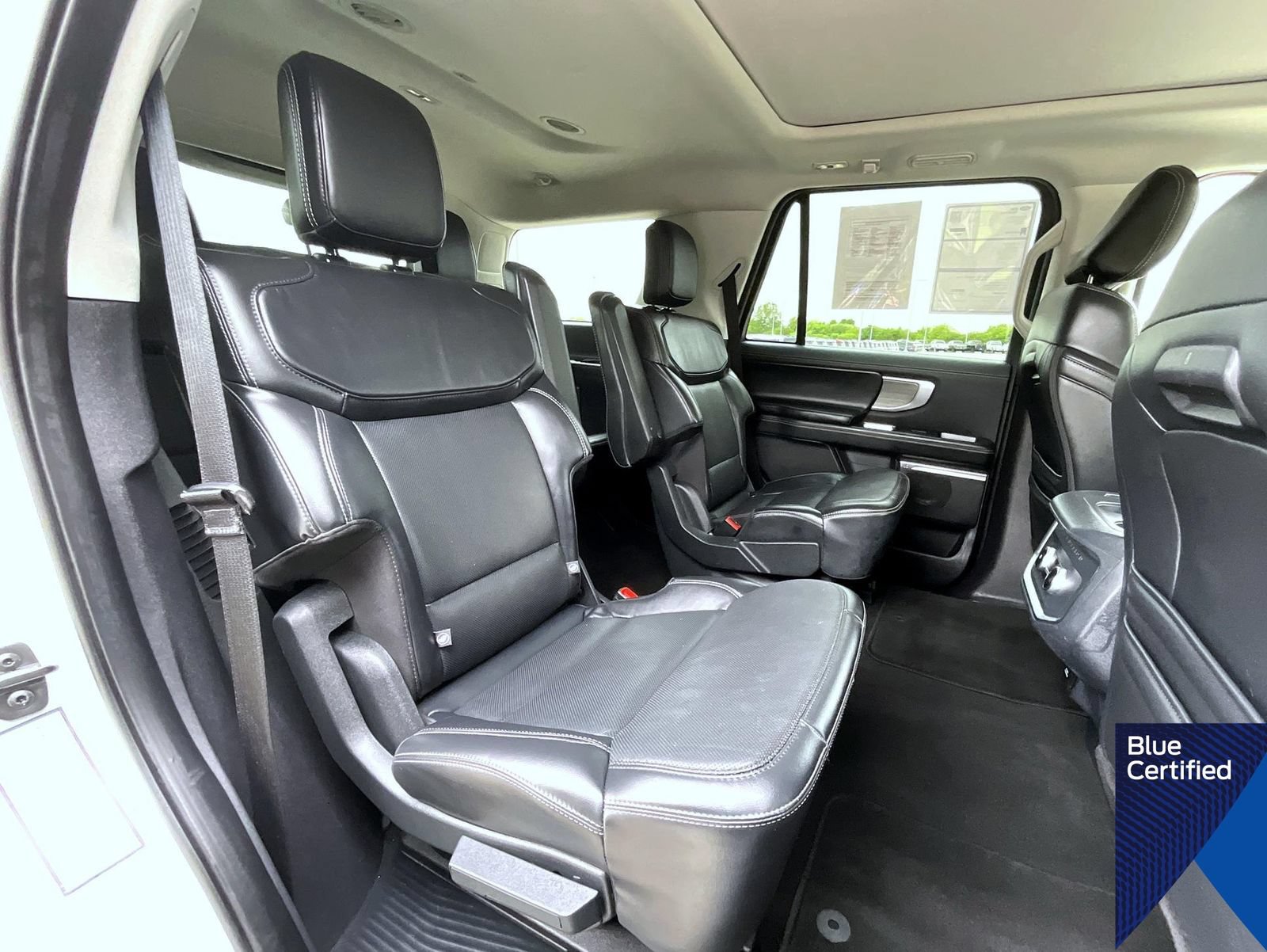 Certified 2025 Ford Expedition Platinum AWD/4WD image 19