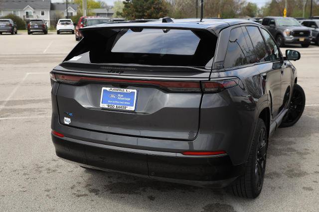 Used 2024 Jeep Wagoneer Launch Edition AWD/4WD image 4