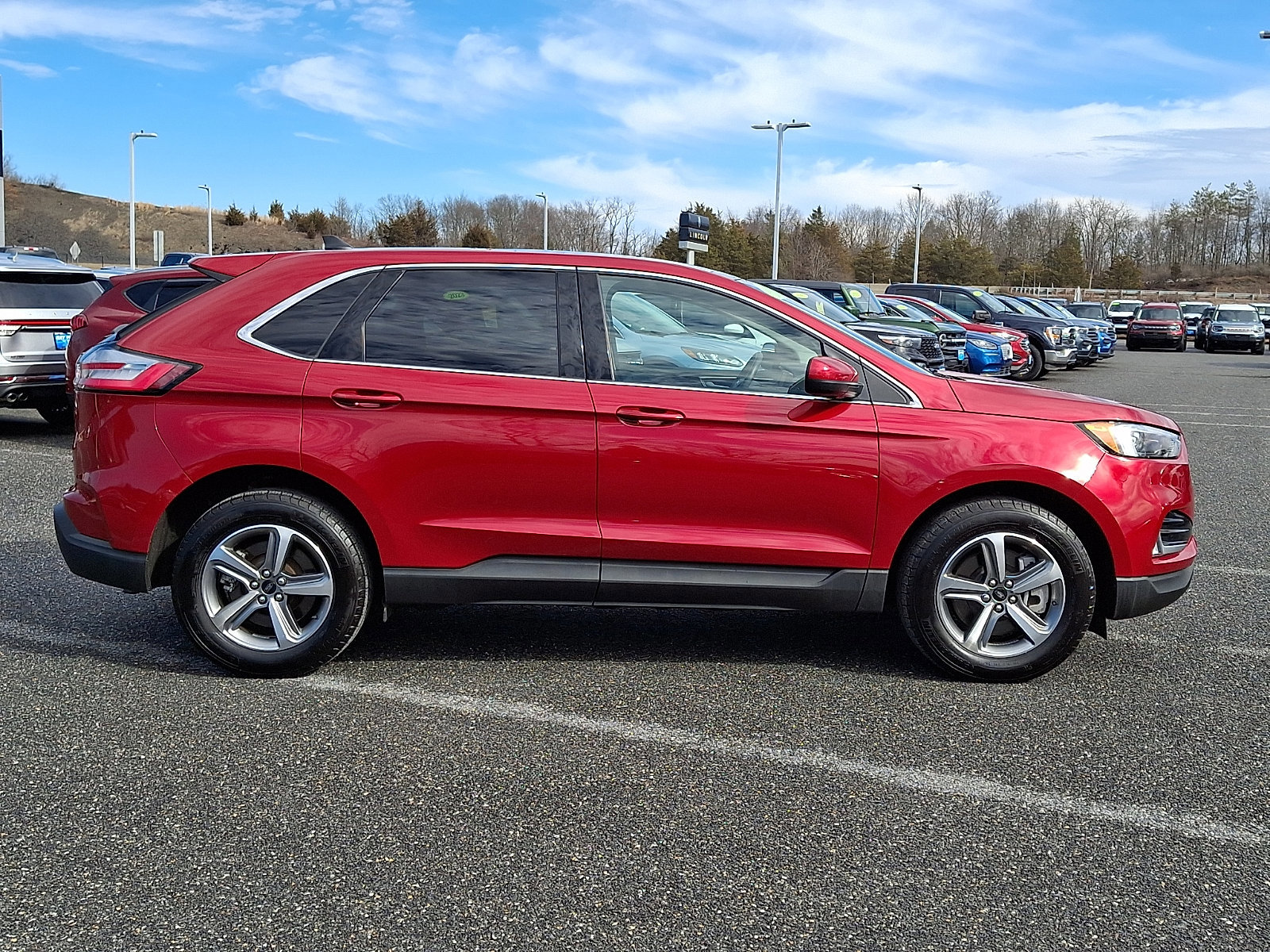 Certified 2024 Ford Edge SEL w/ Convenience Package image 5